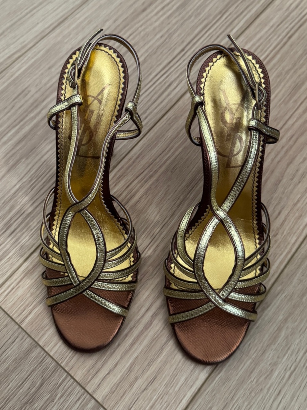 Yves Saint Laurent strappy leather heels metallic gold / wood
